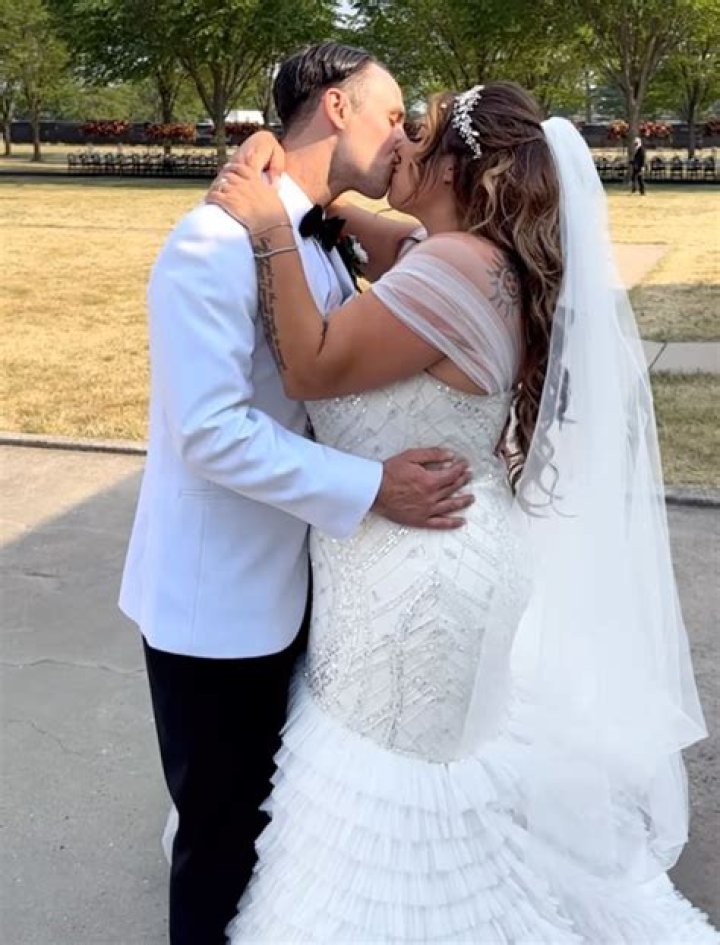 Exploring The Love Life Of Laura Davies: Is She Married?
