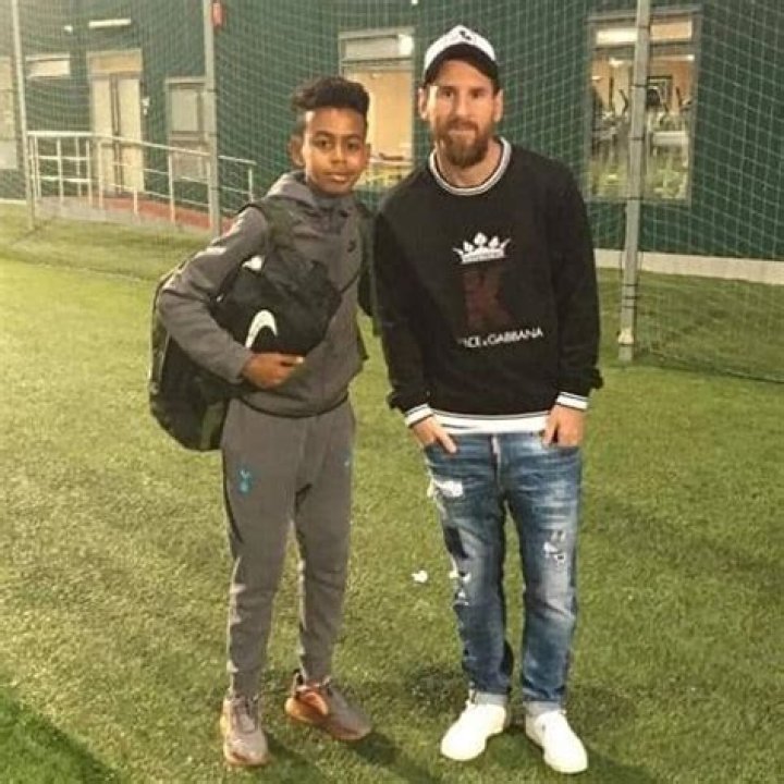 Is Lamine Yamal Dating? Uncovering The Young Football Star's Love Life