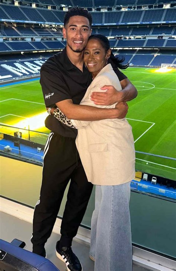 Jude Bellingham's Parents: A Look Into Their Influence On His Football Career