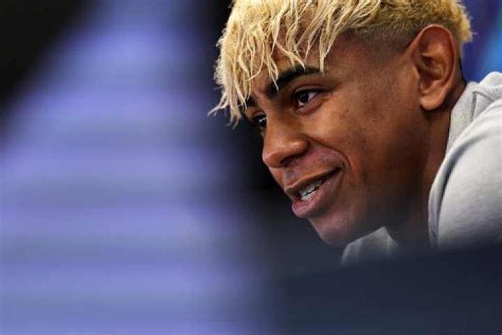 Lamine Yamal's Hair: A Signature Style