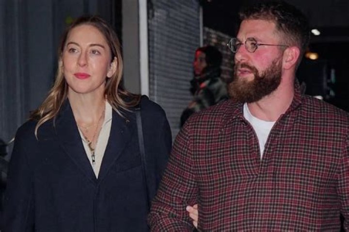 Unraveling The Mystery Of Este Haim's Boyfriend