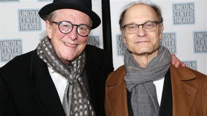Unveiling The Mystery: Who Is David Hyde Pierce's Wife?